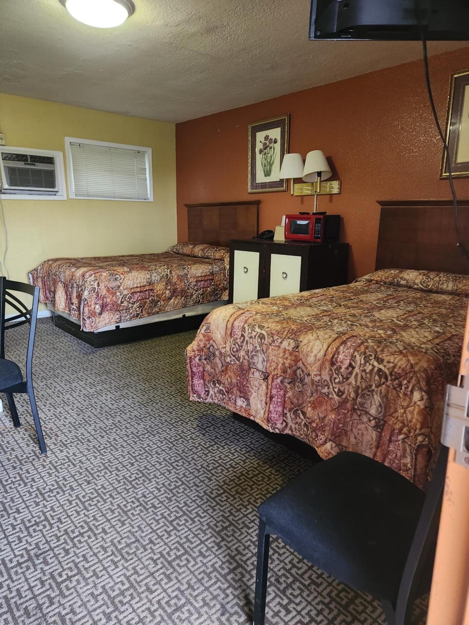 Walnut Forest Motel ออสติน ภายนอก รูปภาพ