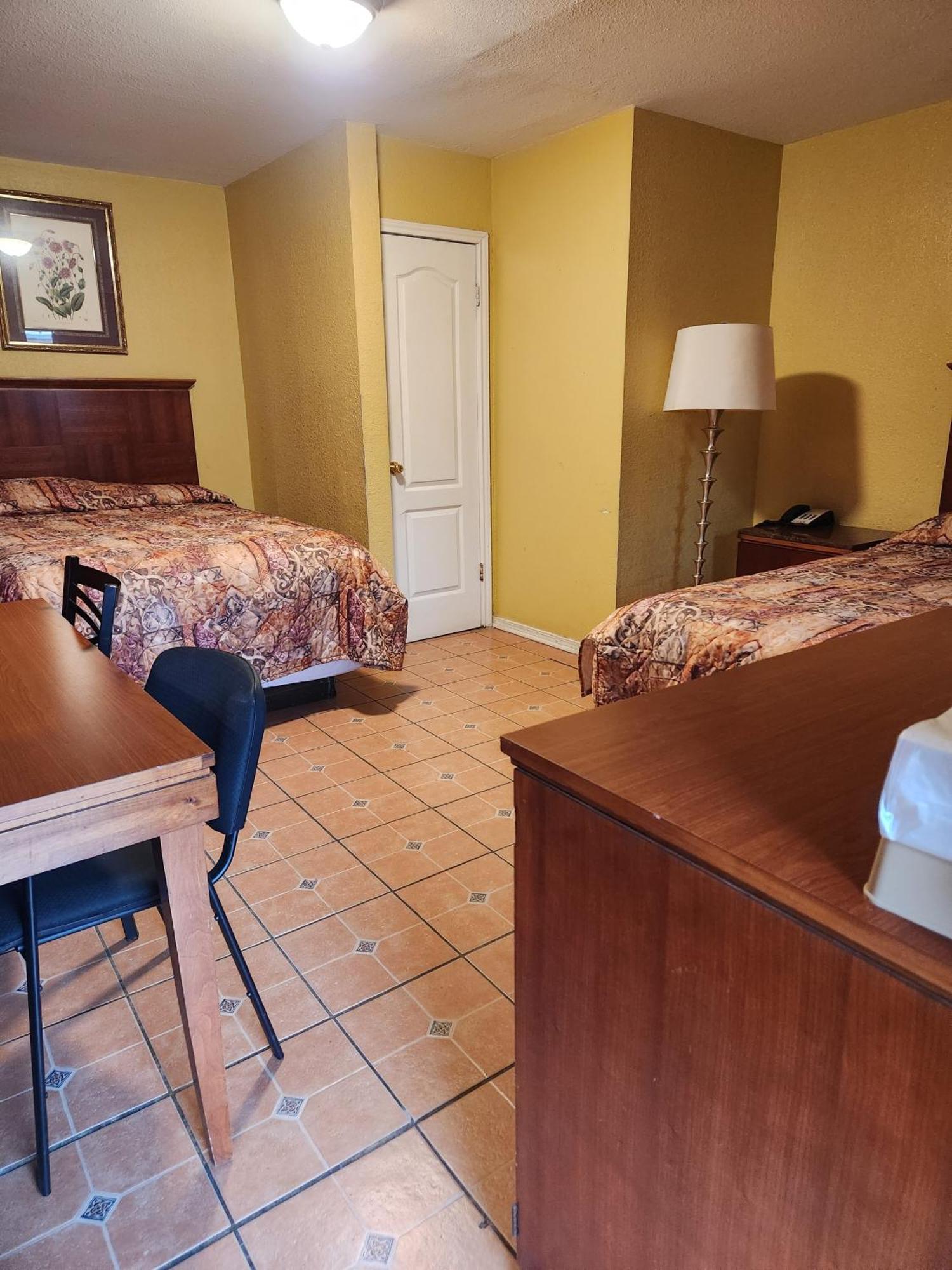 Walnut Forest Motel ออสติน ภายนอก รูปภาพ